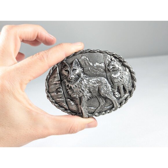 1996 EJC Large Oval WOLF Pair belt buckle, South Western style 3-D Pewter - Picture 10 of 10
